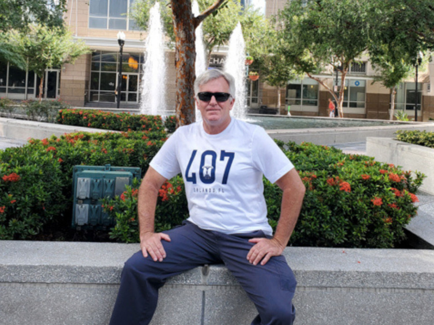 407 Fountain Unisex Tee, Medium, White